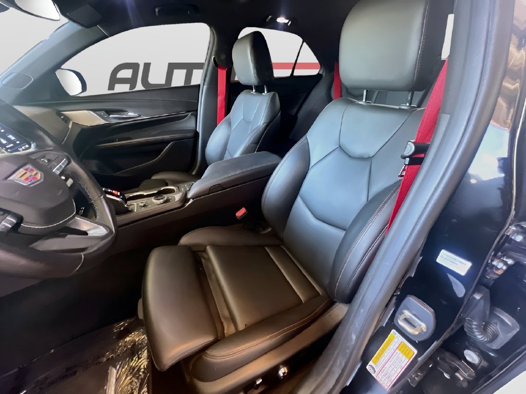 Used 2023 Cadillac CT4 V RWD image 20
