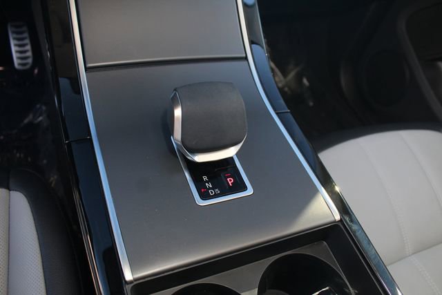 Used 2025 Land Rover Range Rover Evoque Dynamic SE image 16