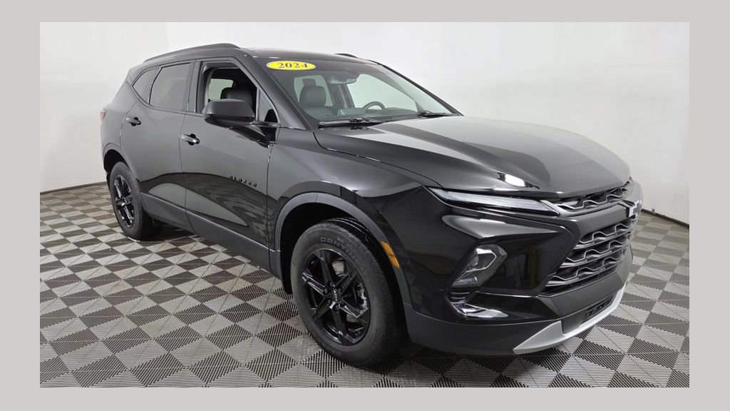 Used 2024 Chevrolet Blazer LT w/ Convenience Package image 1