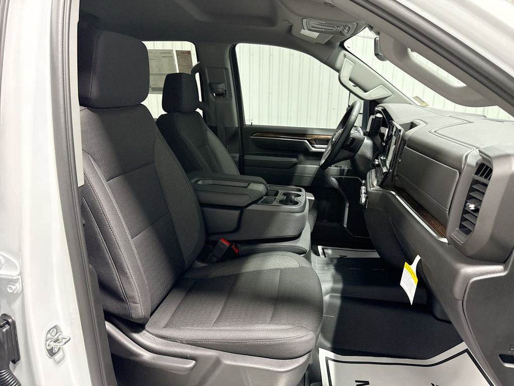 New 2026 GMC Sierra 2500 SLE w/ SLE Value Package; image 29