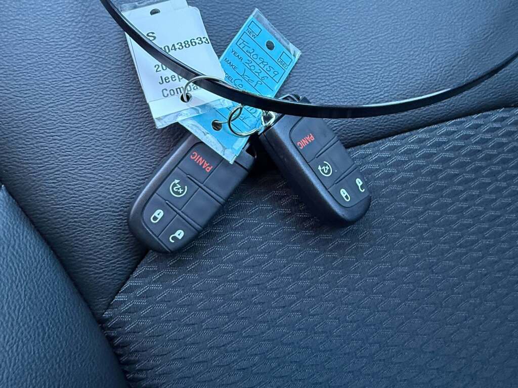 New 2026 Jeep Compass Latitude image 29