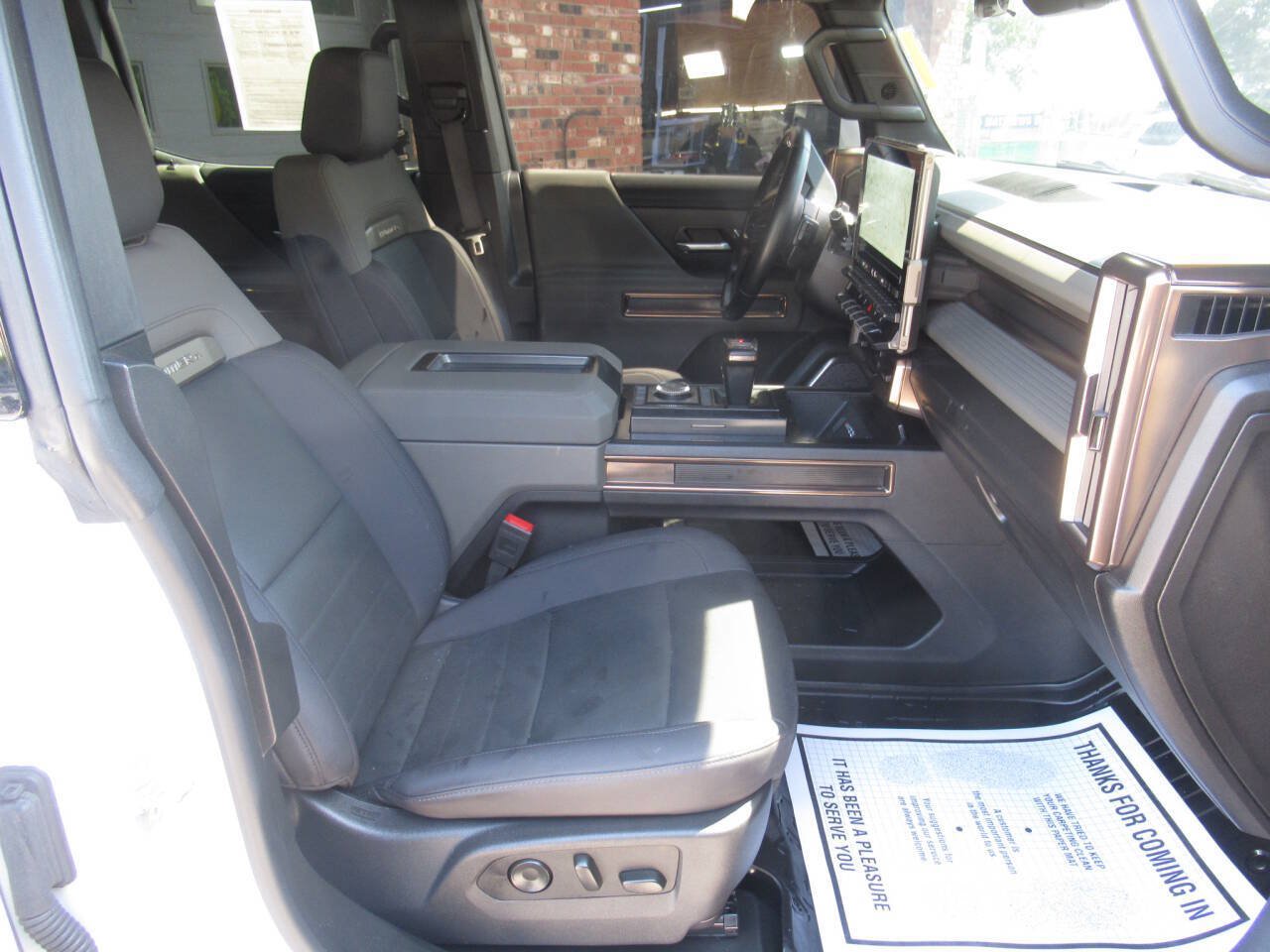Used 2025 GMC Hummer EV 2X AWD/4WD image 11