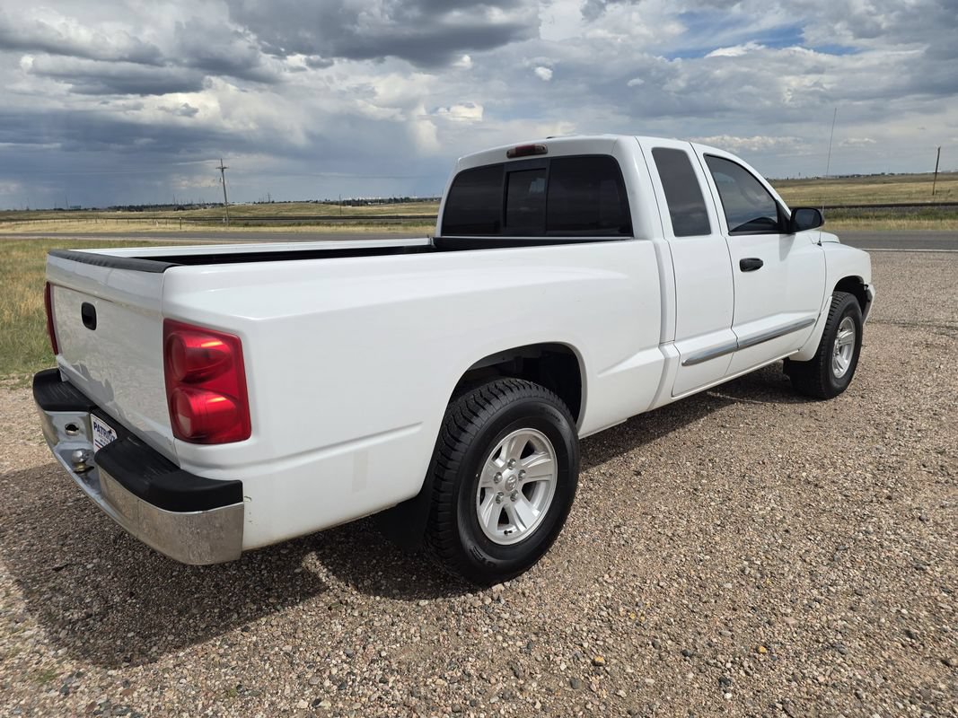 Used 2007 Dodge Dakota Laramie w/ Popular Equipment Group AWD/4WD image 5