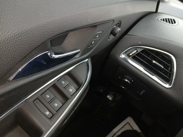 Used 2017 Chevrolet Cruze LT w/ Convenience Package image 20