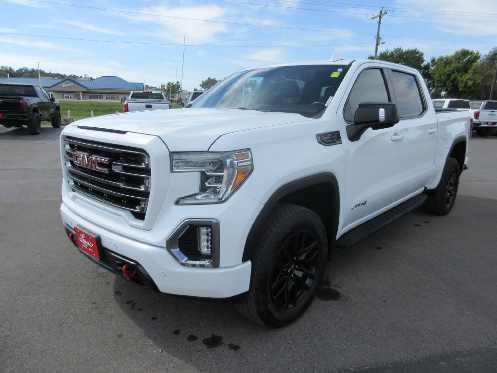 Certified 2022 GMC Sierra 1500 AT4 w/ AT4 Premium Package AWD/4WD image 13