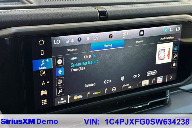 Used 2025 Jeep Wrangler Rubicon w/ Safety Group image 37