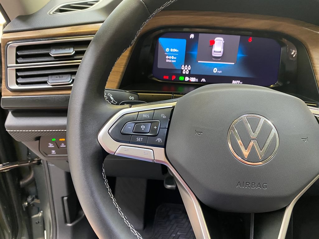 Used 2026 Volkswagen Atlas SE AWD/4WD image 35