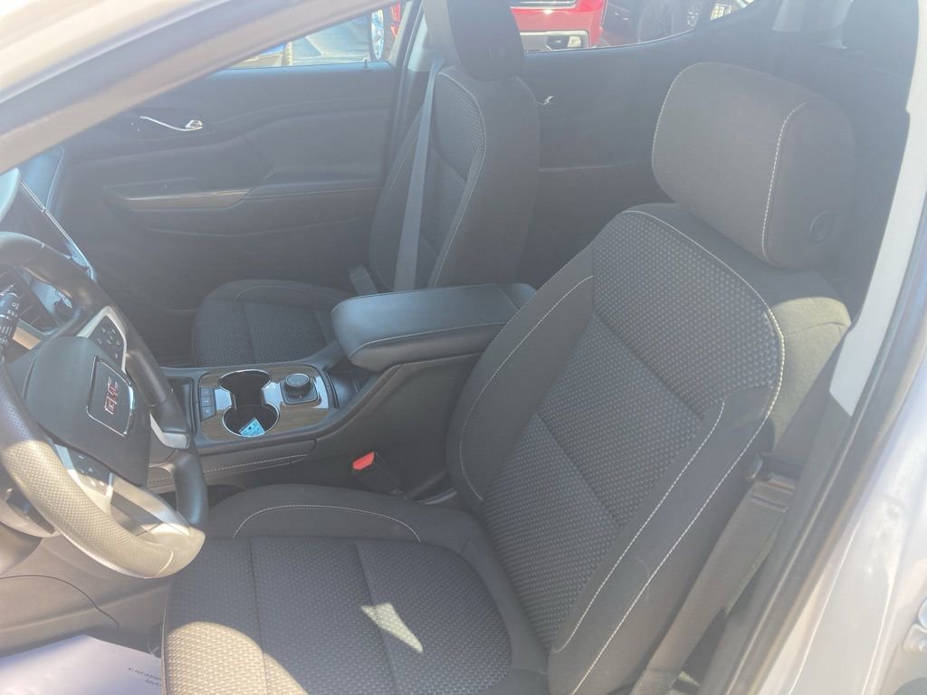 Certified 2023 GMC Acadia SLE w/ Elevation Edition image 15