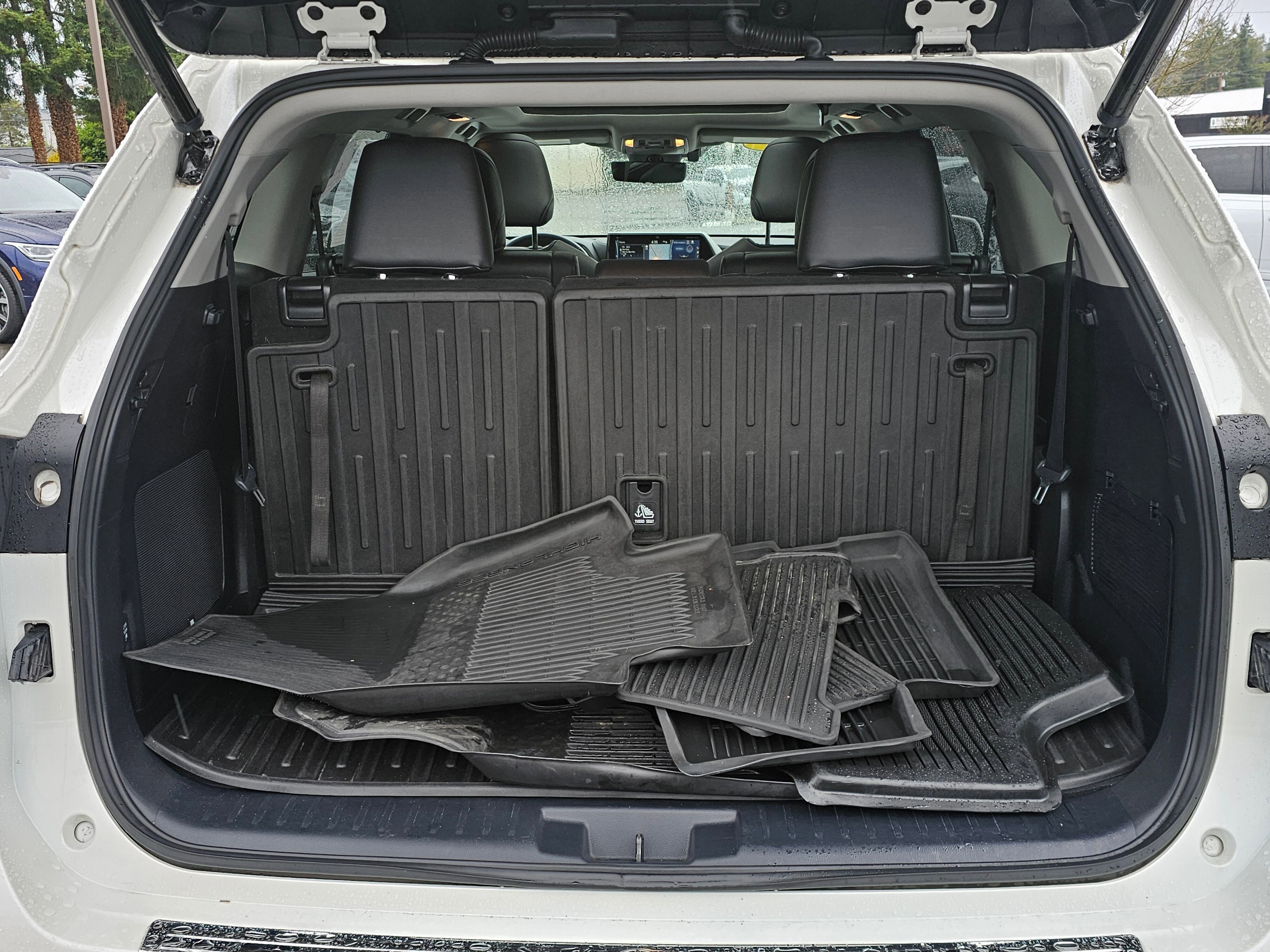 Used 2021 Toyota Highlander Platinum AWD/4WD image 14