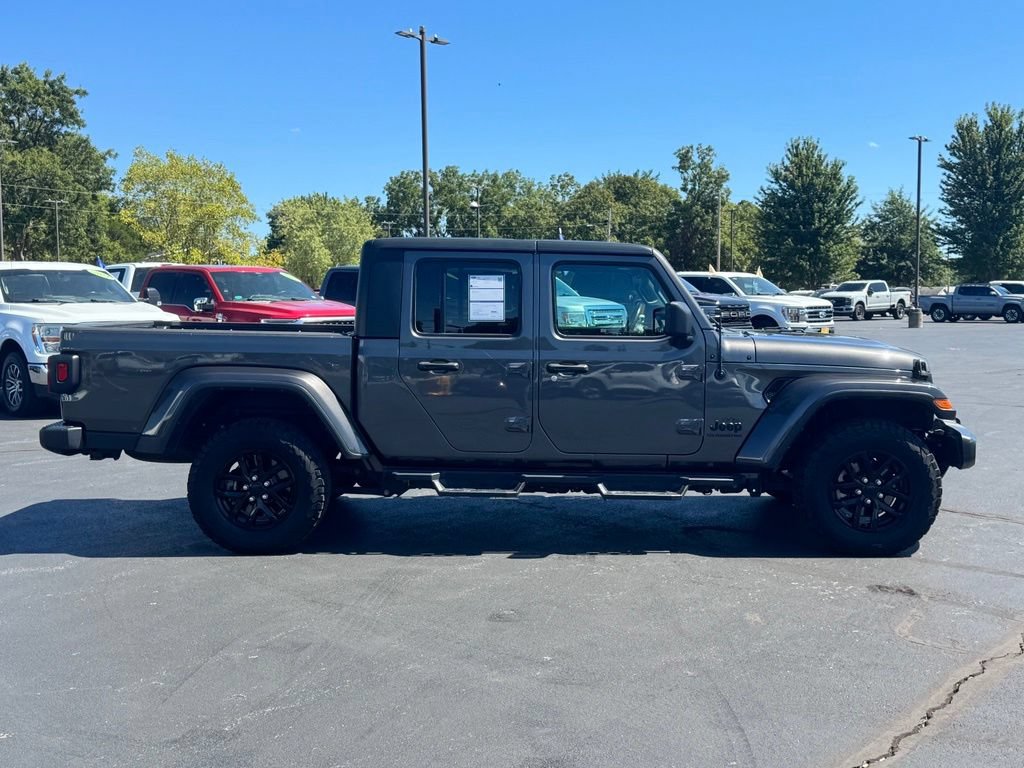 Used 2022 Jeep Gladiator Sport AWD/4WD image 20