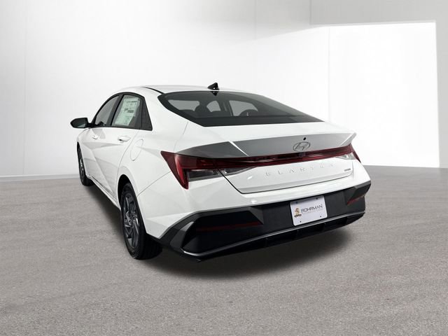 Used 2025 Hyundai Elantra Hybrid FWD image 39
