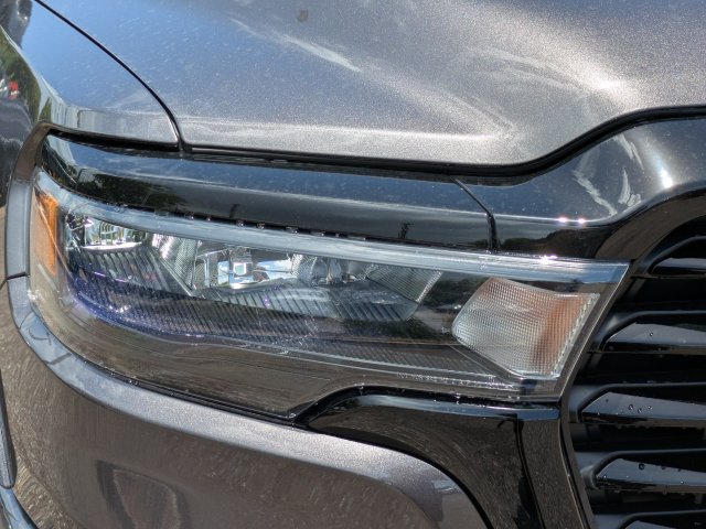 New 2026 RAM 1500 Laramie w/ Night Edition AWD/4WD image 10