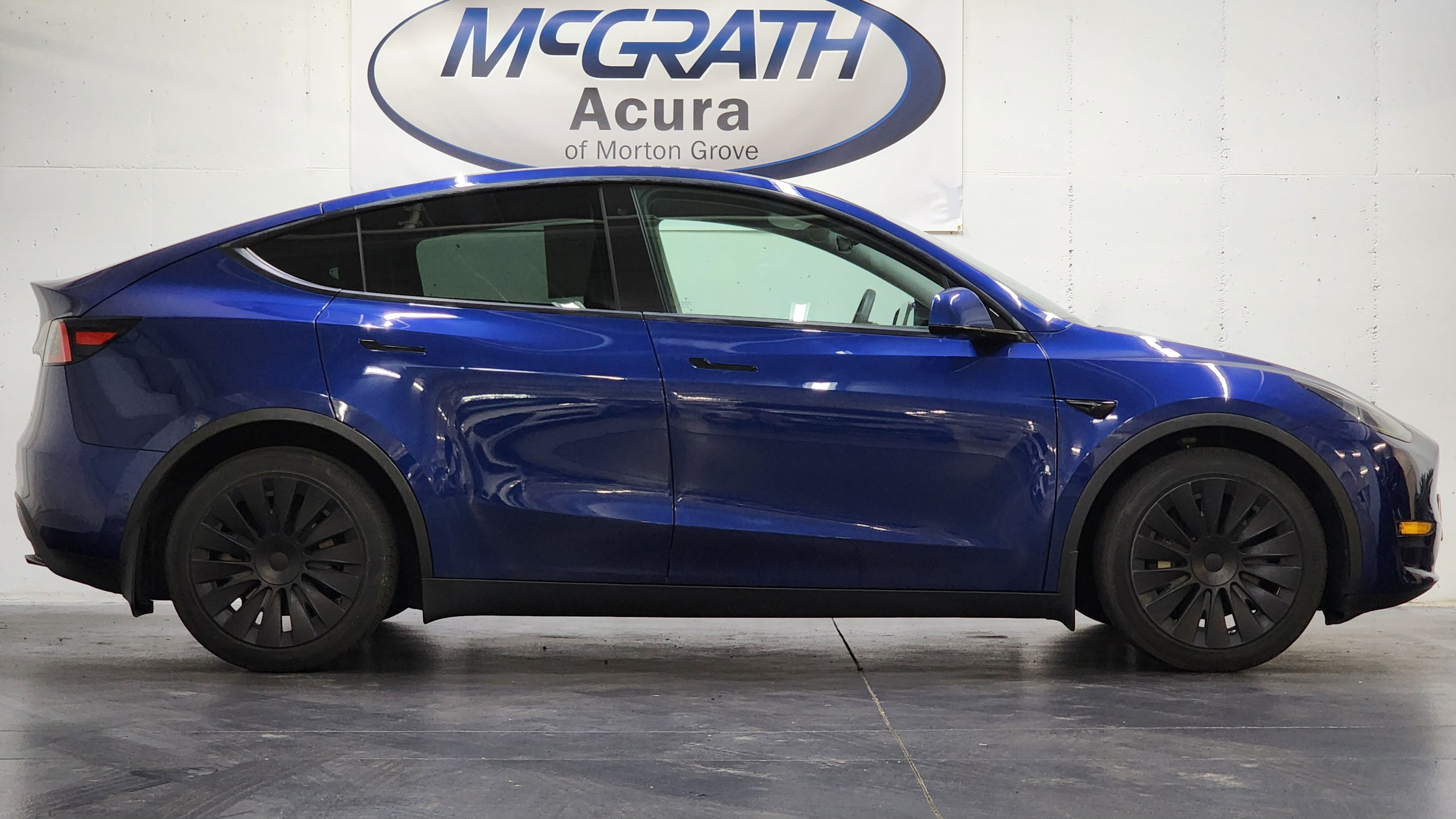 Used 2021 Tesla Model Y Long Range AWD/4WD image 3