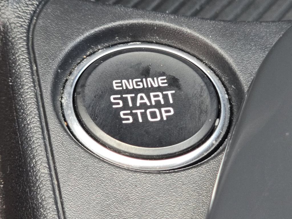 Used 2025 Kia K4 EX FWD image 32