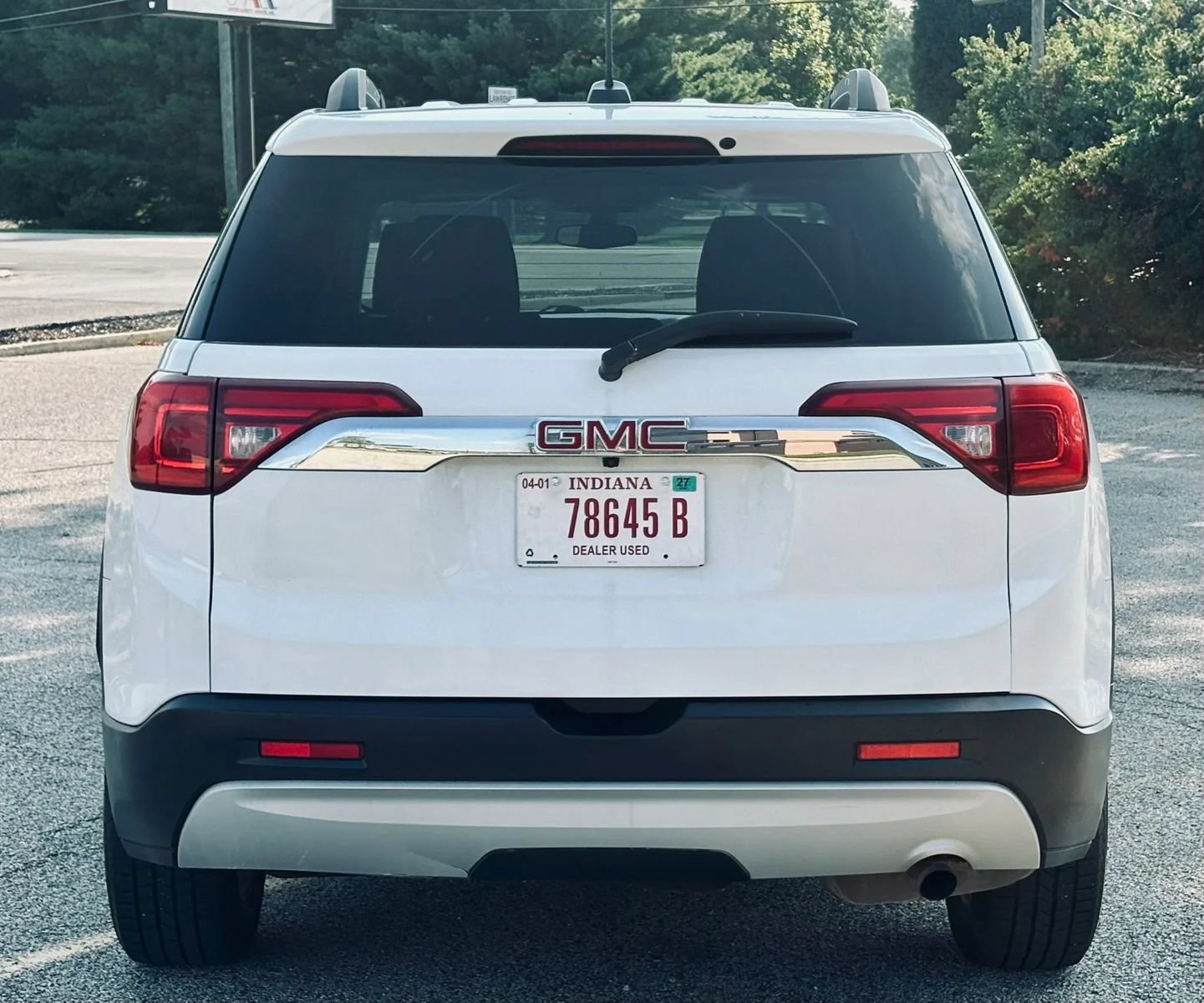 Used 2017 GMC Acadia SLE AWD/4WD image 9