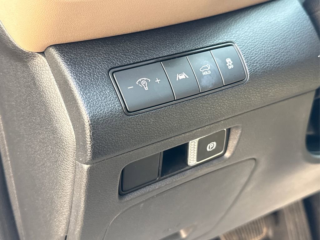 Certified 2023 Hyundai Santa Fe SEL AWD/4WD image 33
