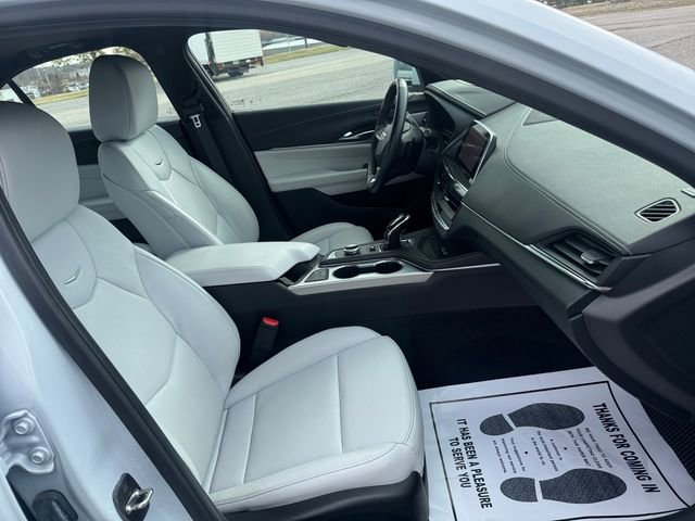 Certified 2022 Cadillac CT4 Premium Luxury image 17