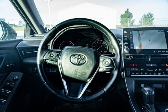 Used 2021 Toyota Avalon Touring w/ Advanced Safety Package image 11