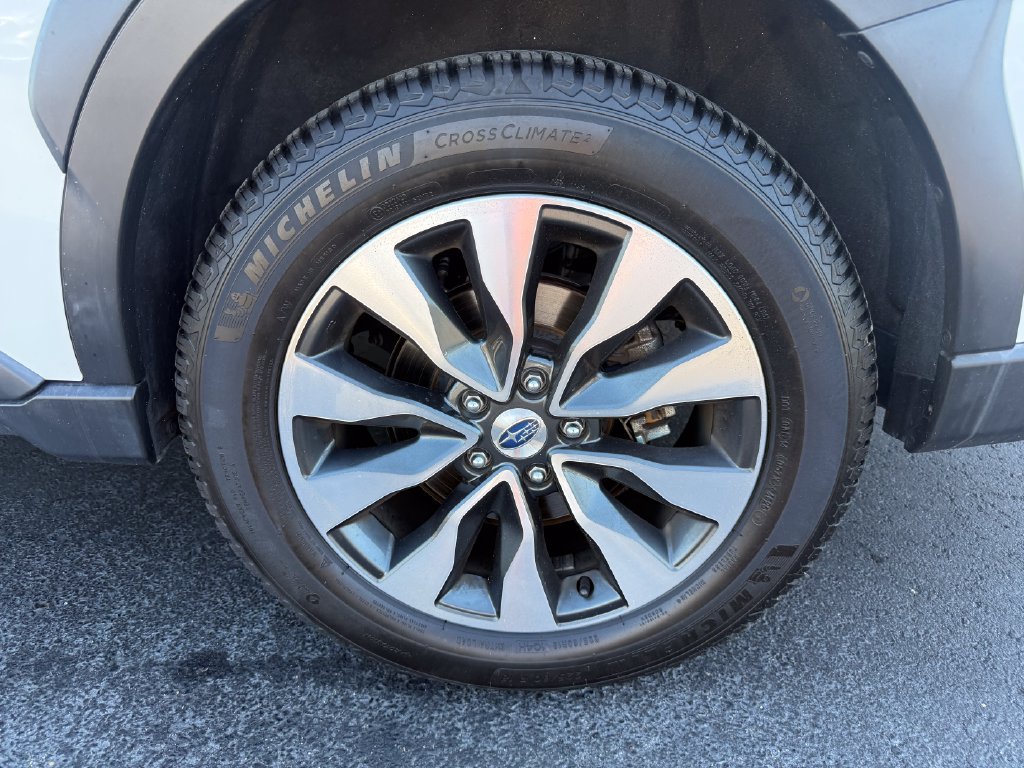 Used 2023 Subaru Outback Limited AWD/4WD image 45