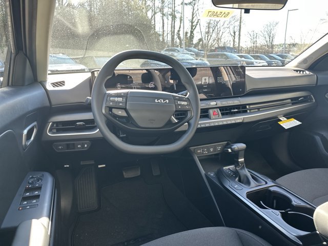 New 2026 Kia K4 LXS image 16
