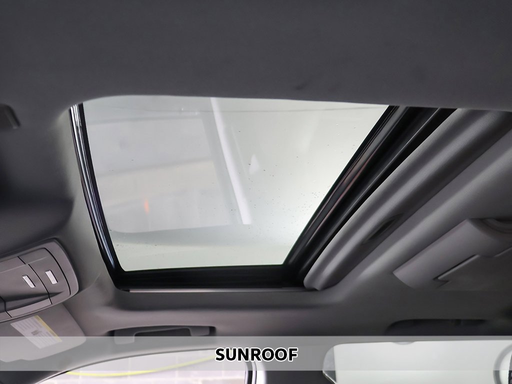 Used 2019 GMC Yukon Denali w/ Open Road Package image 4