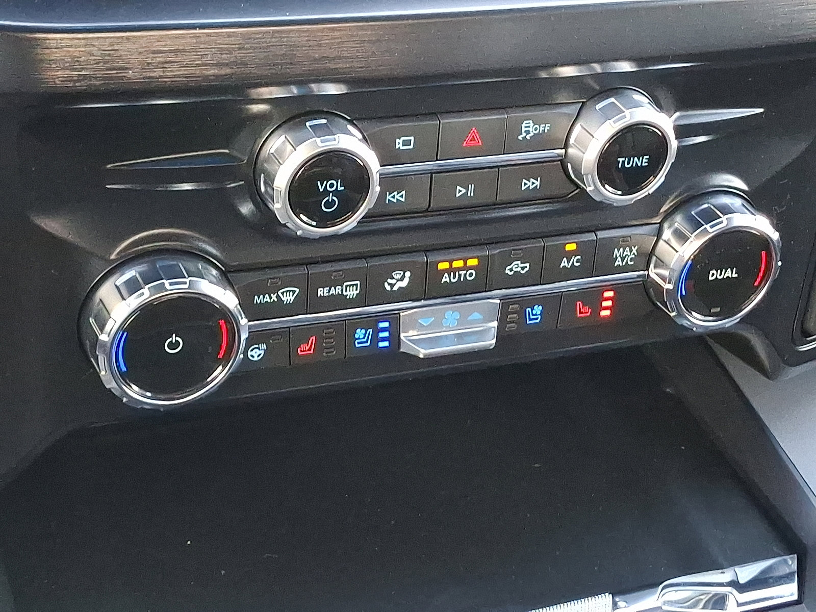 New 2026 Ford F350 Lariat image 11