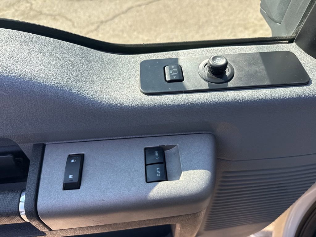 Used 2014 Ford F250 XLT w/ XLT Value Package image 8