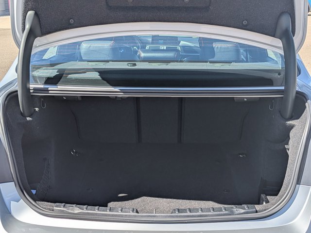 Used 2017 BMW 330i xDrive Sedan image 6