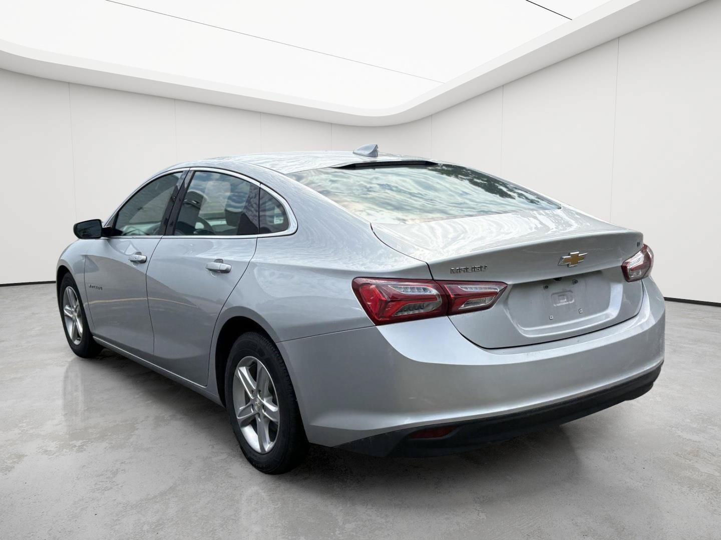 Used 2022 Chevrolet Malibu LT FWD image 6
