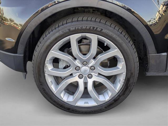 Used 2017 Land Rover Range Rover Evoque SE Premium image 23