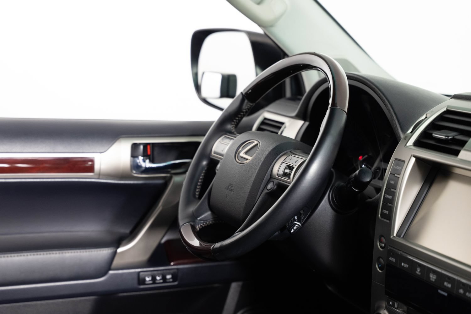 Used 2018 Lexus GX 460 Premium AWD/4WD image 28