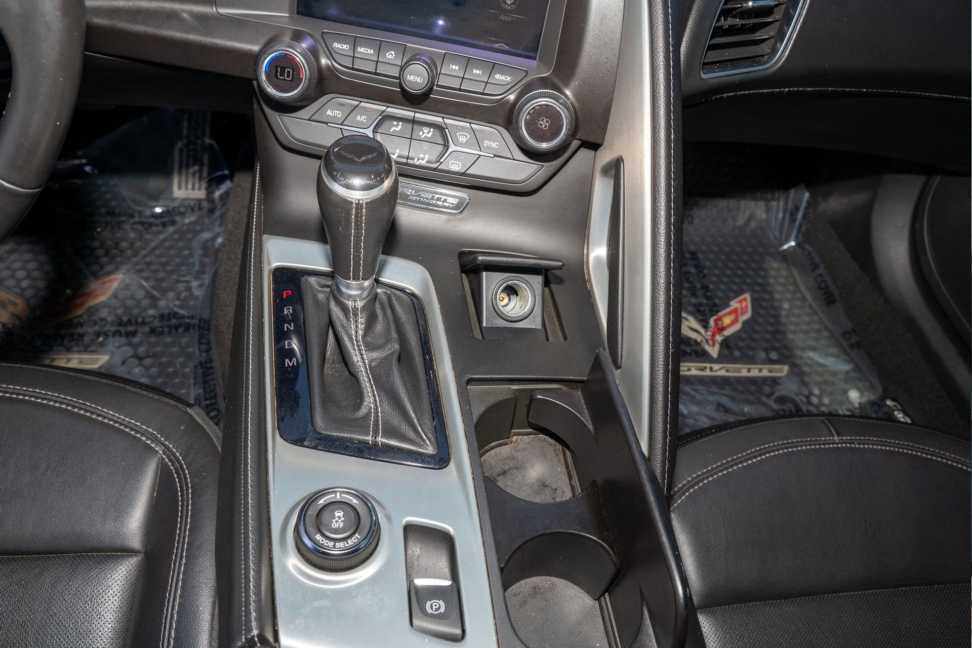 Used 2019 Chevrolet Corvette Stingray Coupe w/ 1LT image 18