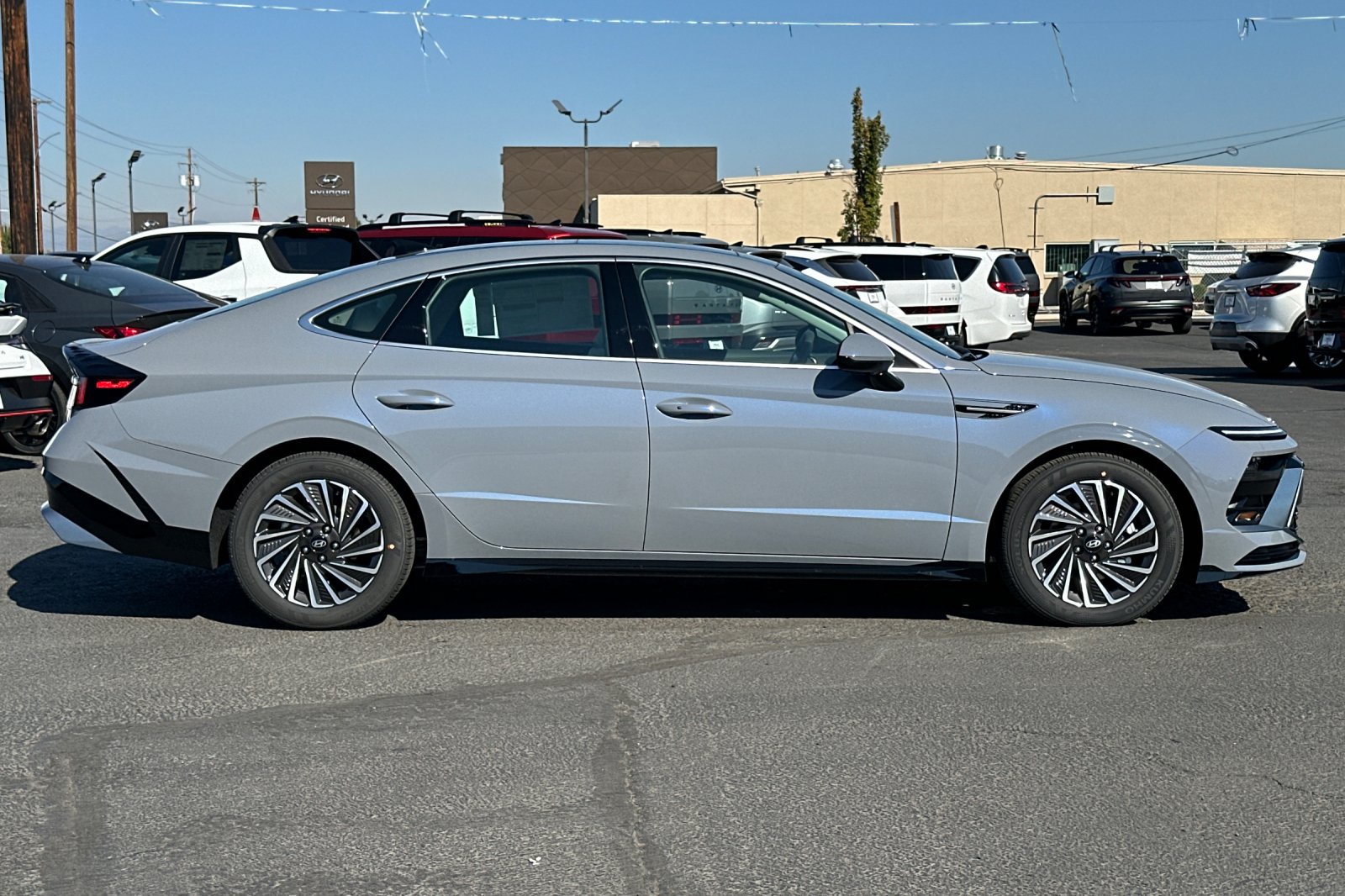 New 2027 Hyundai Sonata SEL FWD image 3