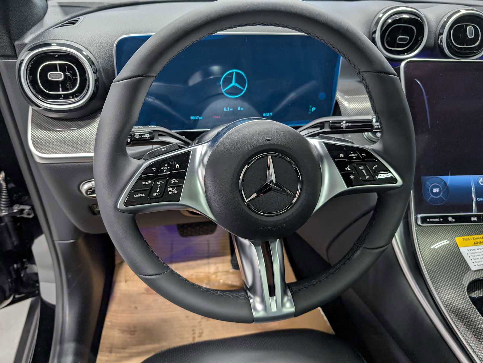 New 2026 Mercedes-Benz GLC 300 4MATIC image 31