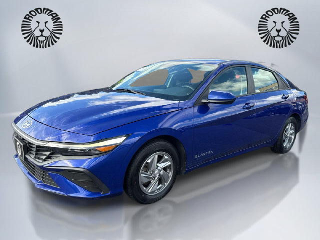 Used 2024 Hyundai Elantra SE FWD 360° Tour