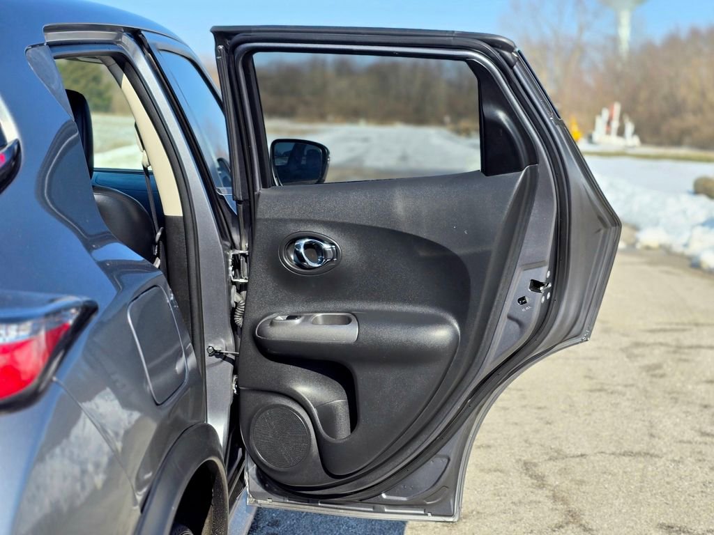 Used 2016 Nissan Juke SL image 23