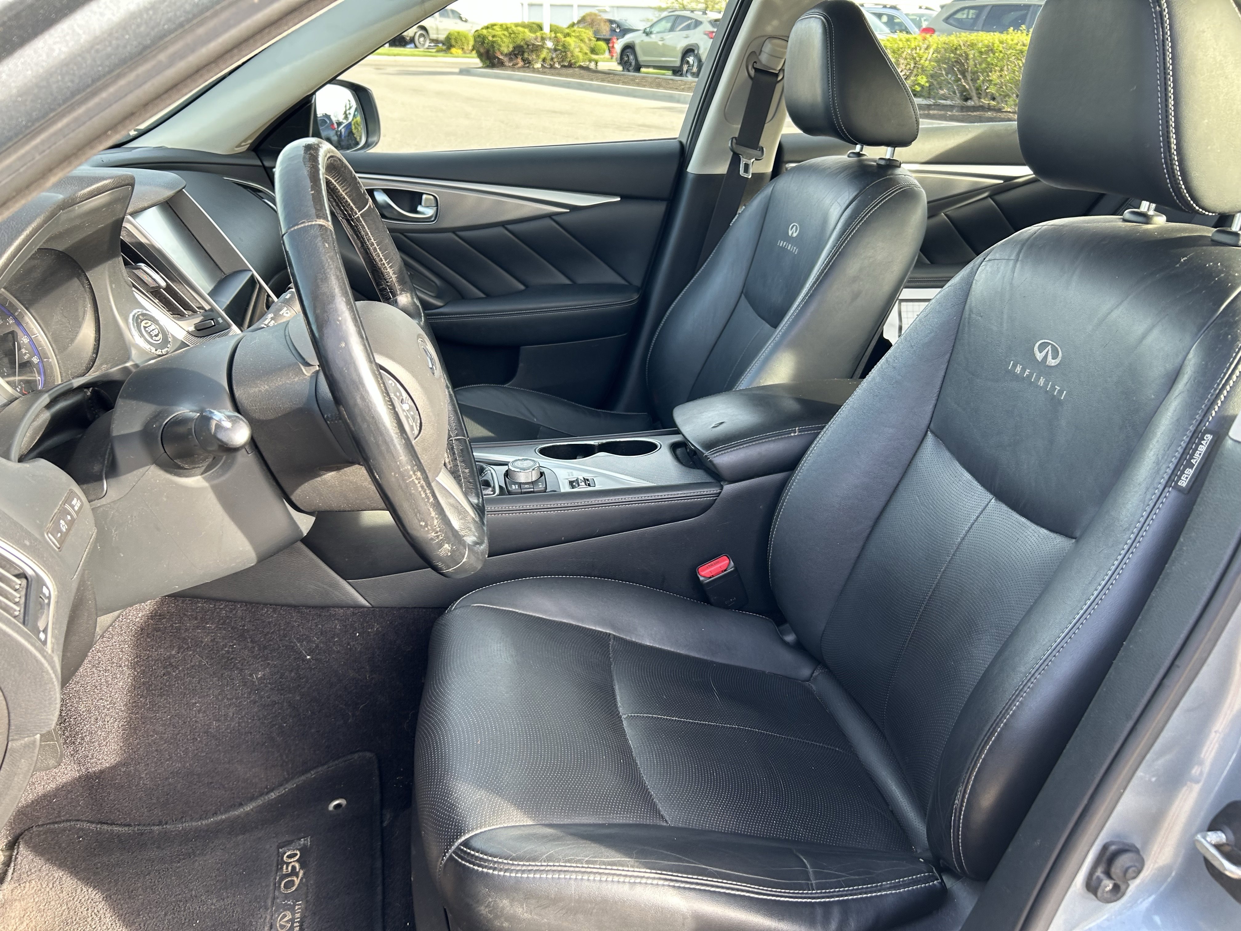 Used 2014 INFINITI Q50 Premium w/ Navigation Package image 22