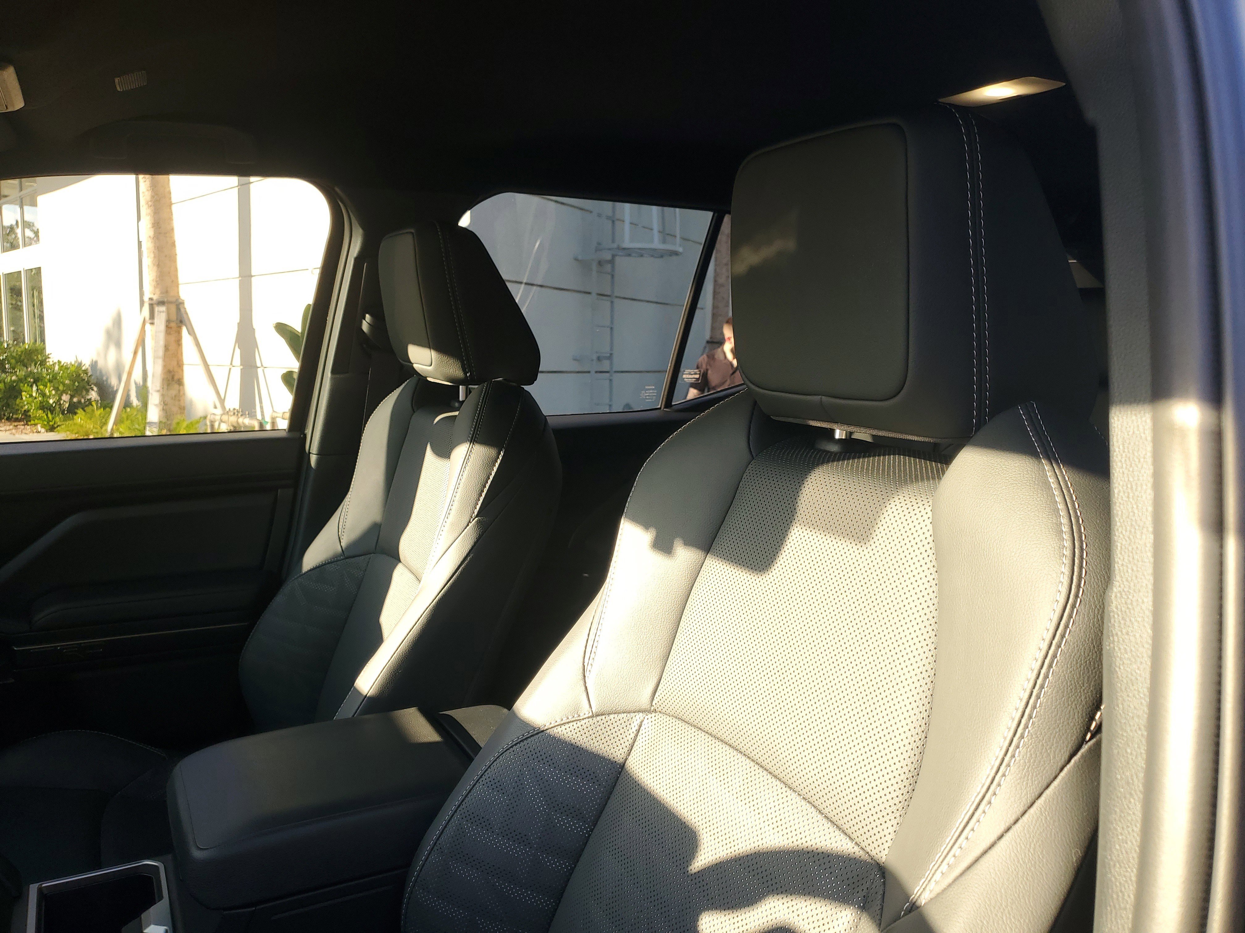 Used 2025 Toyota 4Runner TRD Off-Road Premium image 17