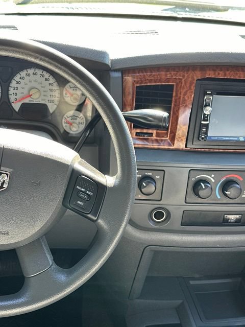 Used 2006 Dodge Ram 2500 Truck SLT AWD/4WD image 31