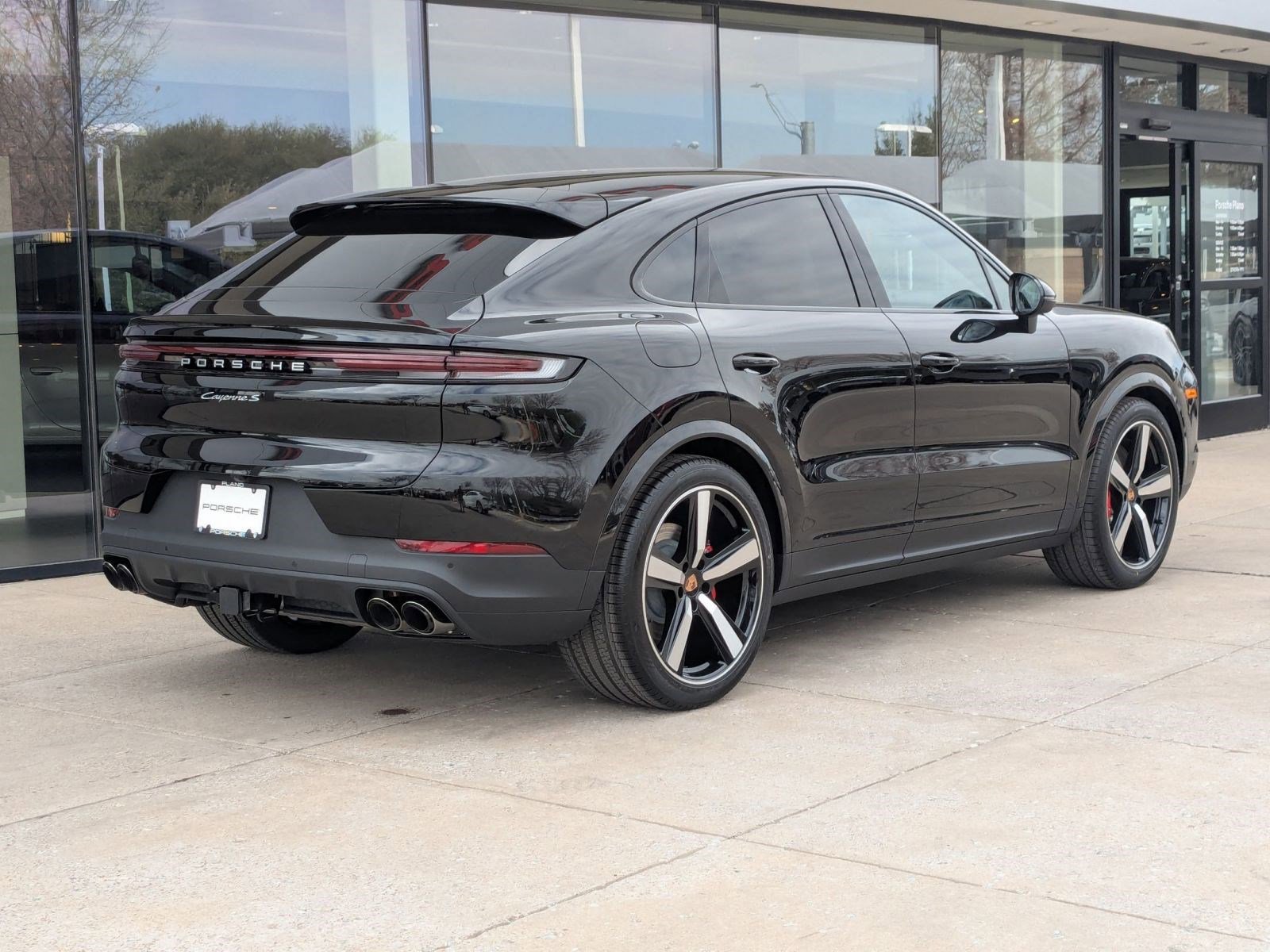New 2026 Porsche Cayenne S image 9