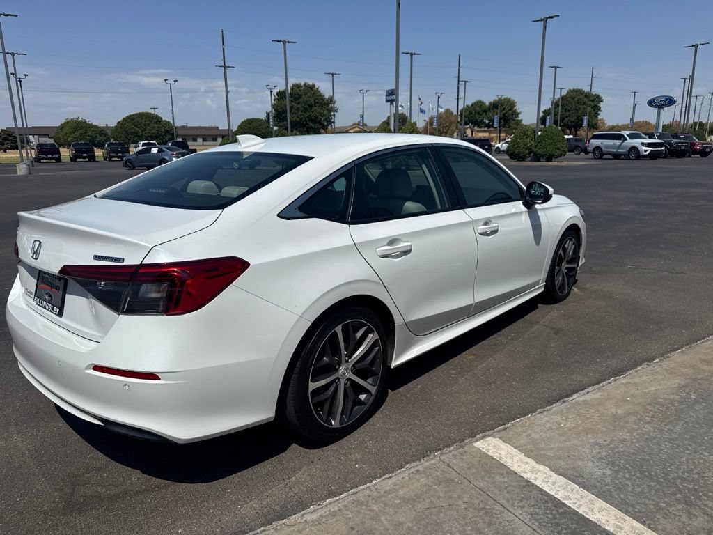 Used 2022 Honda Civic Touring image 8