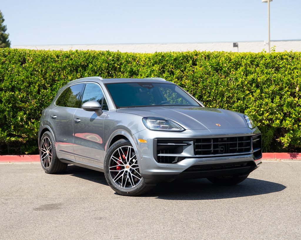 New 2026 Porsche Cayenne S AWD/4WD image 10