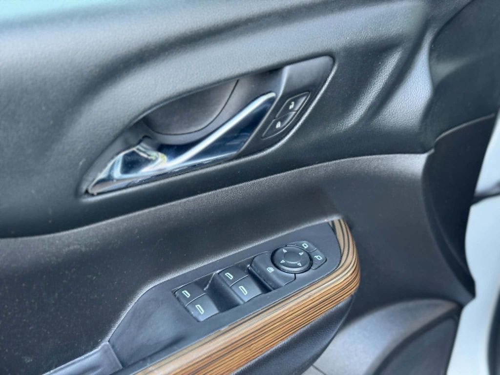 Used 2018 GMC Acadia SLE w/ LPO, Floor Liner Package FWD image 13