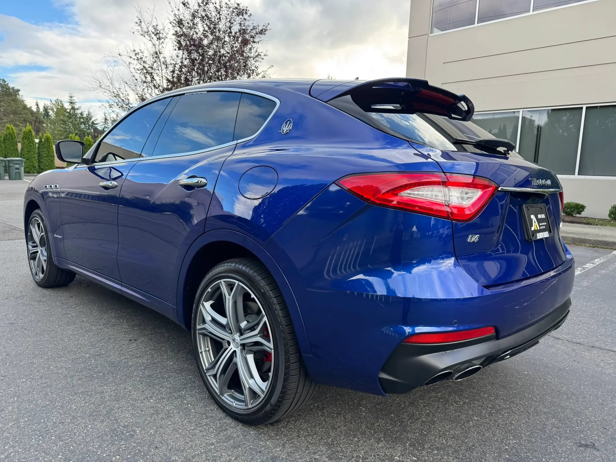 Used 2019 Maserati Levante GranSport AWD/4WD image 8