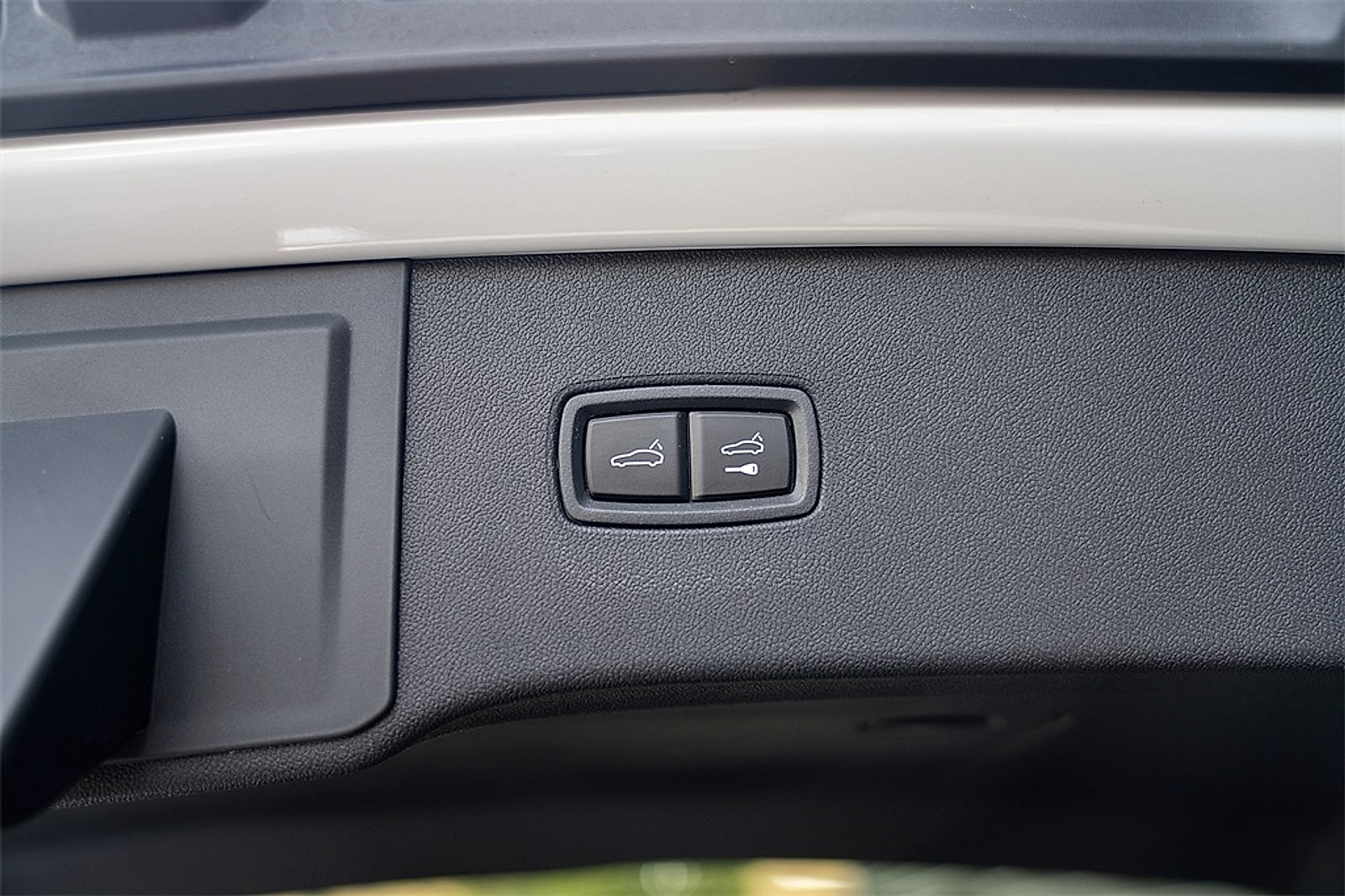 Used 2025 Porsche Cayenne S AWD/4WD image 23