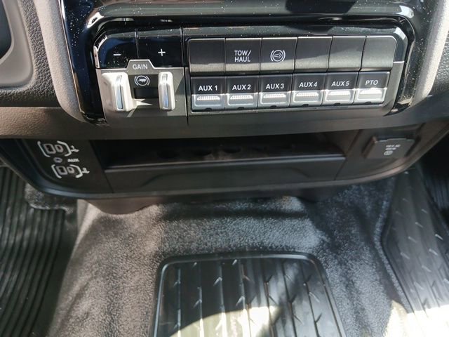 New 2026 RAM 3500 Tradesman image 37