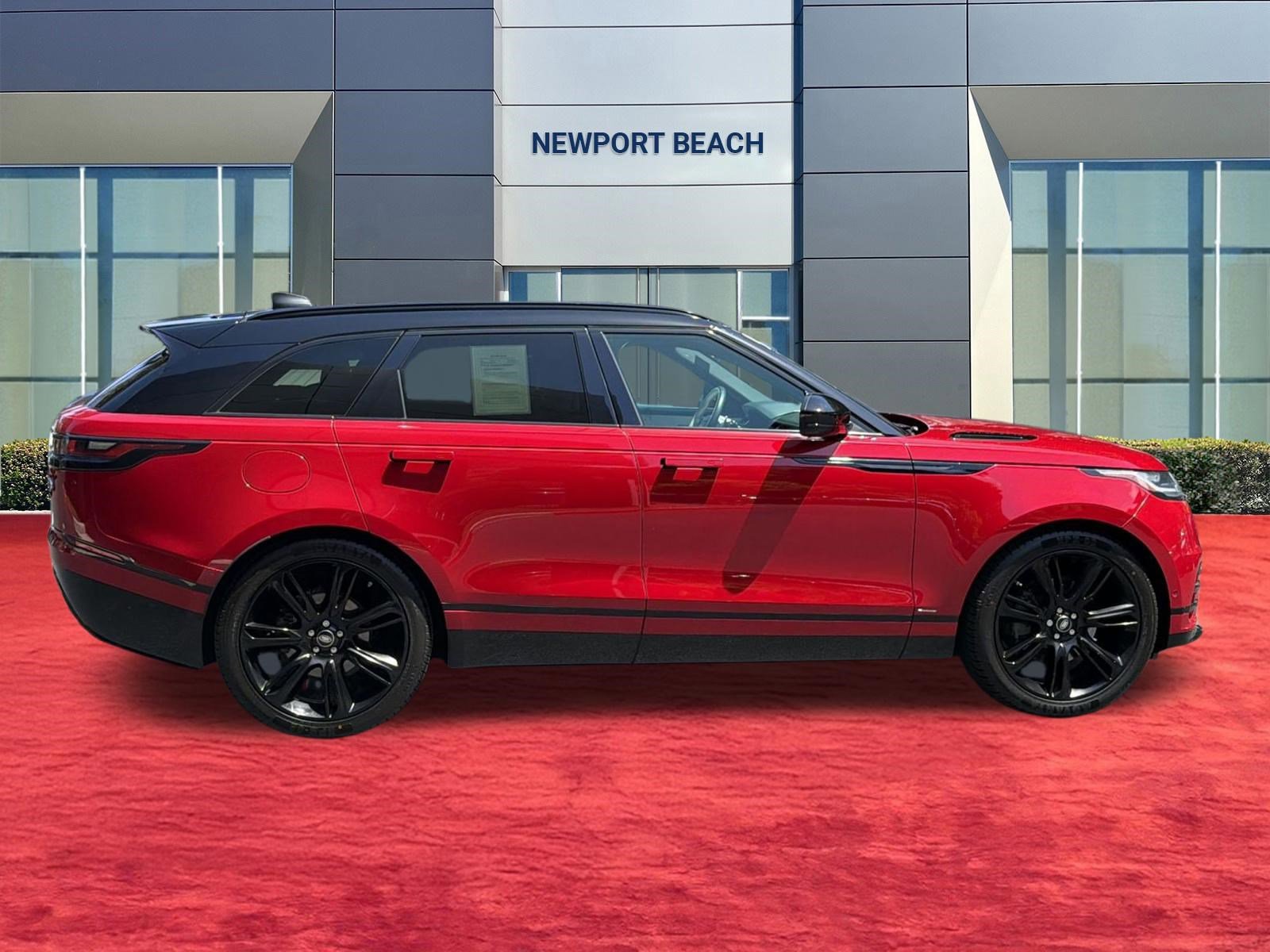 Used 2018 Land Rover Range Rover Velar R-Dynamic HSE AWD/4WD image 8