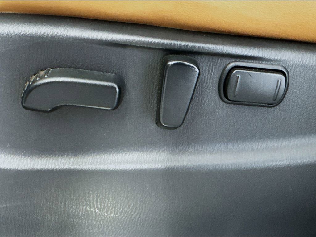 Used 2016 INFINITI QX80 2WD image 19