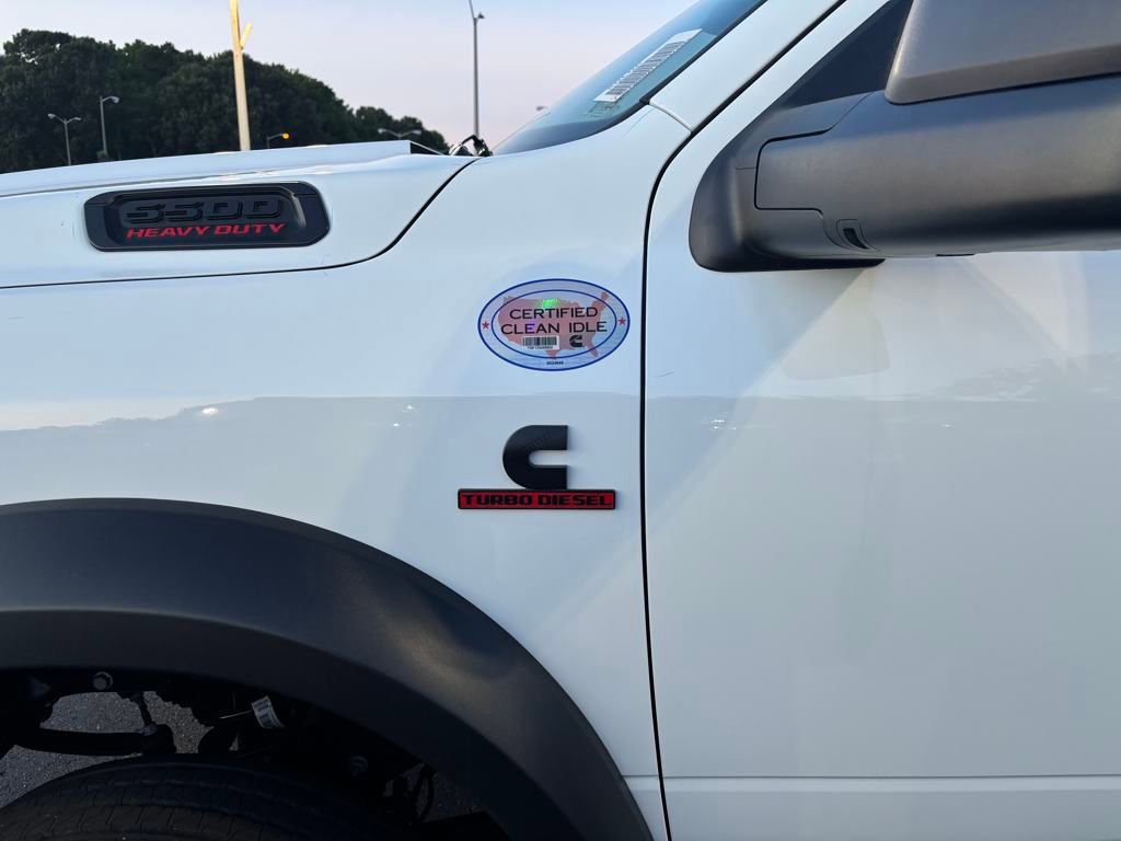 New 2024 RAM 5500 4x4 Regular Cab image 11