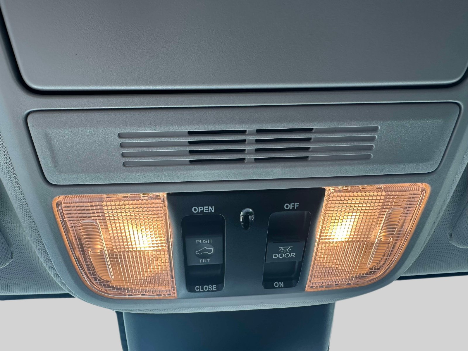 Used 2025 Honda Odyssey EX-L image 35